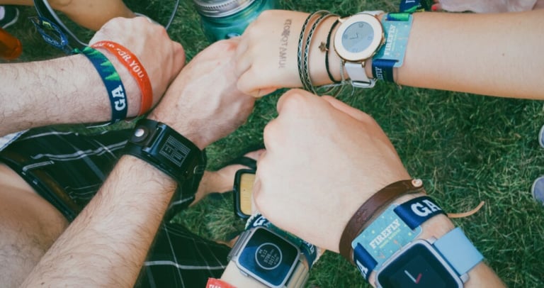 Pebble an Fitbit verkauft: Was wird aus meiner Pebble Smartwatch?